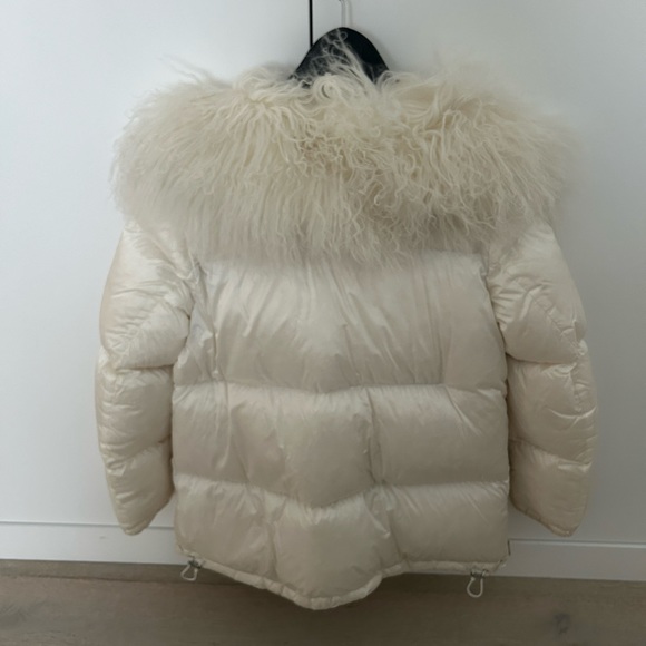 ADD white down coat with genuine removable fur colour - Picture 2 of 3